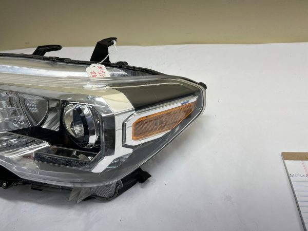2016 2017 2018 2019 2020 2021 2022 TOYOTA TACOMA HALOGEN LED LEFT OEM HEADLIGHT - Image 3