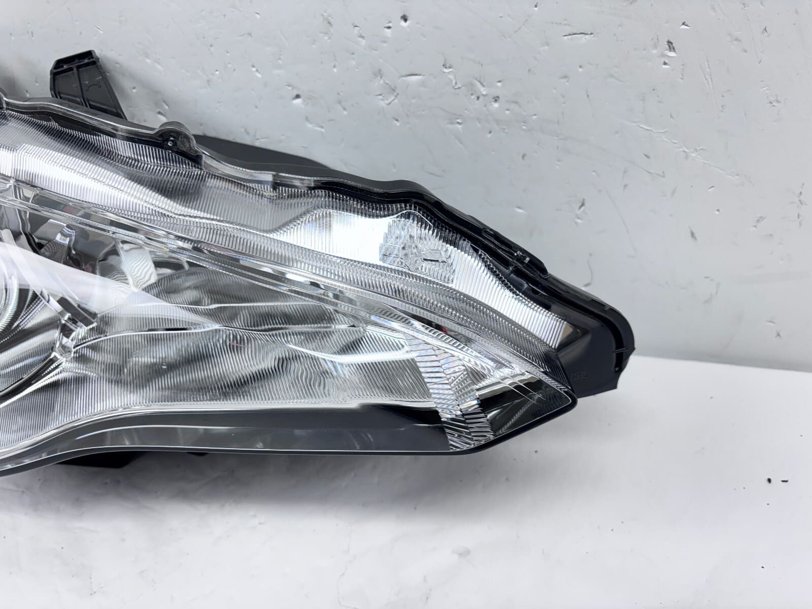NEW 2013-16 SCION FR-S SUBARU BRZ HALOGEN FRONT RIGHT OEM HEADLIGHT - Image 4