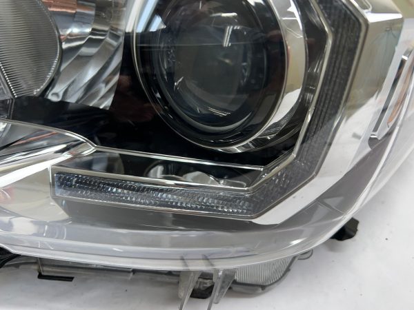 2016 2017 2018 2019 2020 2021 2022 TOYOTA TACOMA HALOGEN LED LEFT OEM HEADLIGHT - Image 12