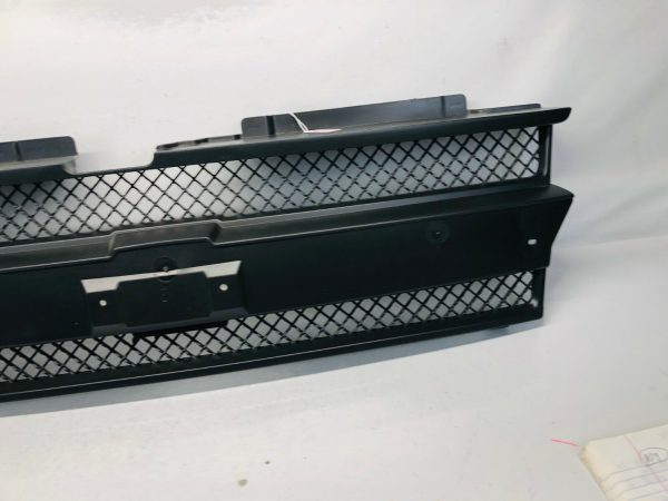 2002 2003 2004 2005 2006 2007 CHEVY TRAILBLAZER FRONT CENTER OEM GRILLE - Image 6