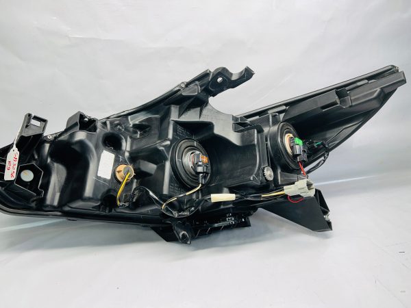2016 2017 2018 NISSAN ALTIMA HALOGEN  FRONT RIGHT OEM HEADLIGHT - Image 12