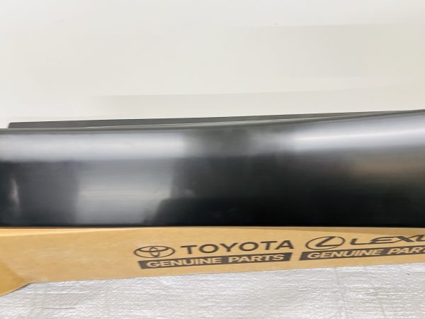 2015 2016 2017 2018 2019  TOYOTA HIGHLANDER REAR RIGHT DOOR MOLDING OEM ROCKER - Image 4