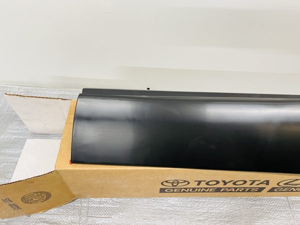 2015 2016 2017 2018 2019  TOYOTA HIGHLANDER REAR RIGHT DOOR MOLDING OEM ROCKER - Image 5
