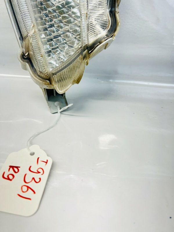 2015 2016 2017 TOYOTA CAMRY HALOGEN FRONT RIGHT OEM  FOG LIGHT TURN SIGNAL - Image 9