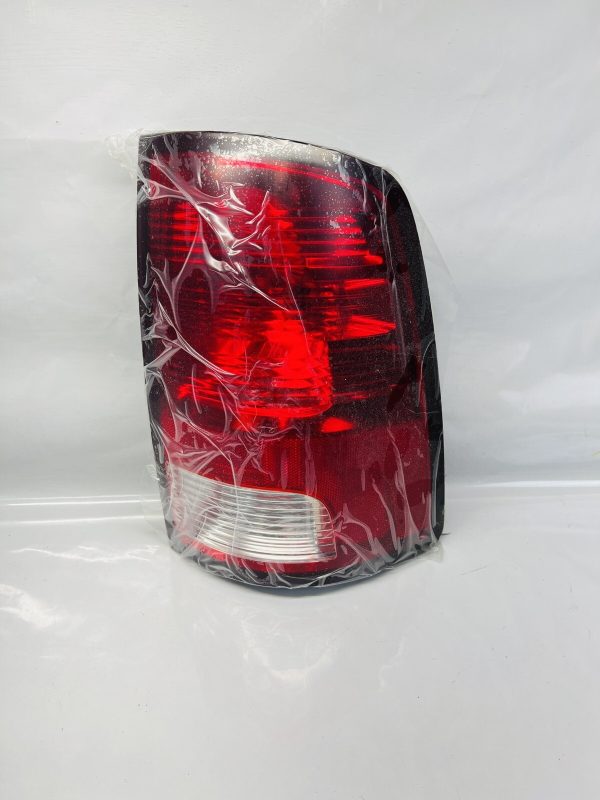 ⭐️ 2009-2011 2012 2013 2014 2015 2016 2017 2018 DODGE RAM RIGHT OEM TAIL LIGHT