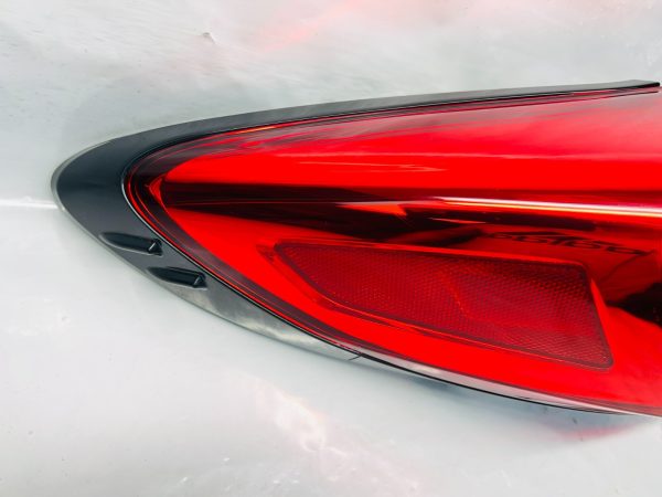 2016 2017 2018 2019 2020 2021 2022 TOYOTA CHR REAR LEFT OEM TAIL LIGHT - Image 8