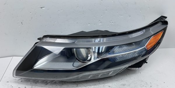 NICE OEM 22769170  2011 2012 2013 2014 2015 CHEVY VOLT  FRONT LEFT HEADLIGHT