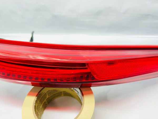 2022 TOYOTA HARRIER LED REAR RIGHT OEM TAIL LIGHT - Image 4