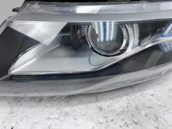 NICE OEM 22769170  2011 2012 2013 2014 2015 CHEVY VOLT  FRONT LEFT HEADLIGHT - Image 9