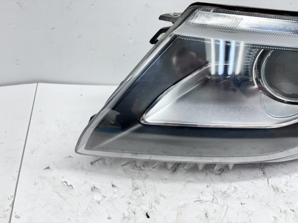 NICE OEM 22769170  2011 2012 2013 2014 2015 CHEVY VOLT  FRONT LEFT HEADLIGHT - Image 11