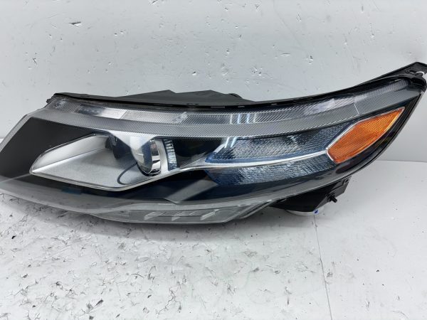 NICE OEM 22769170  2011 2012 2013 2014 2015 CHEVY VOLT  FRONT LEFT HEADLIGHT - Image 15