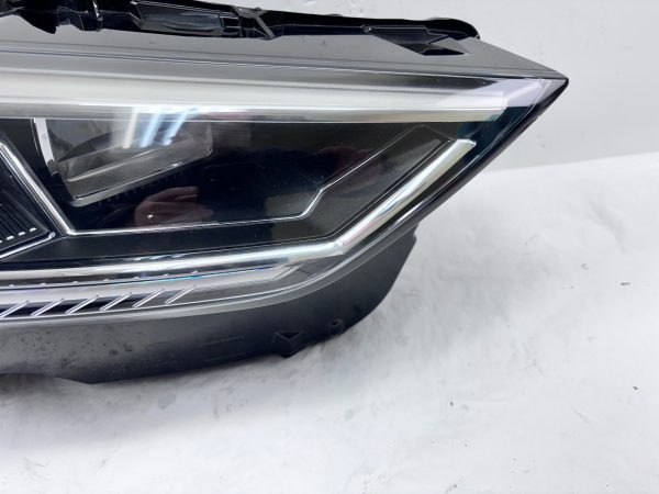 2019 2020 2021 2022 2023 AUDI Q3 LED FRONT RIGHT OEM HEADLIGHT 83A941034B - Image 4