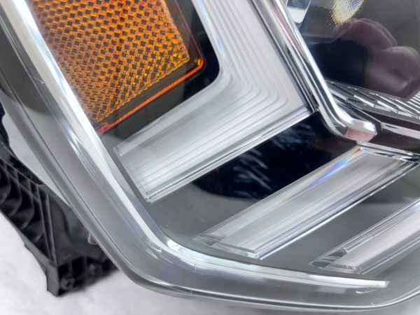 2019 2020 2021 2022 2023 AUDI Q3 LED FRONT RIGHT OEM HEADLIGHT 83A941034B - Image 10