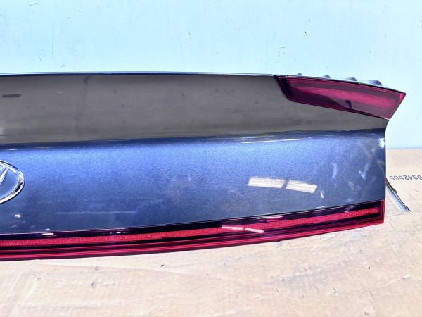2020 2021 2022 2023 HYUNDAI SONATA REAR TRUNK LID MOLDING 87370L0000 CAMERA GRAY - Image 3