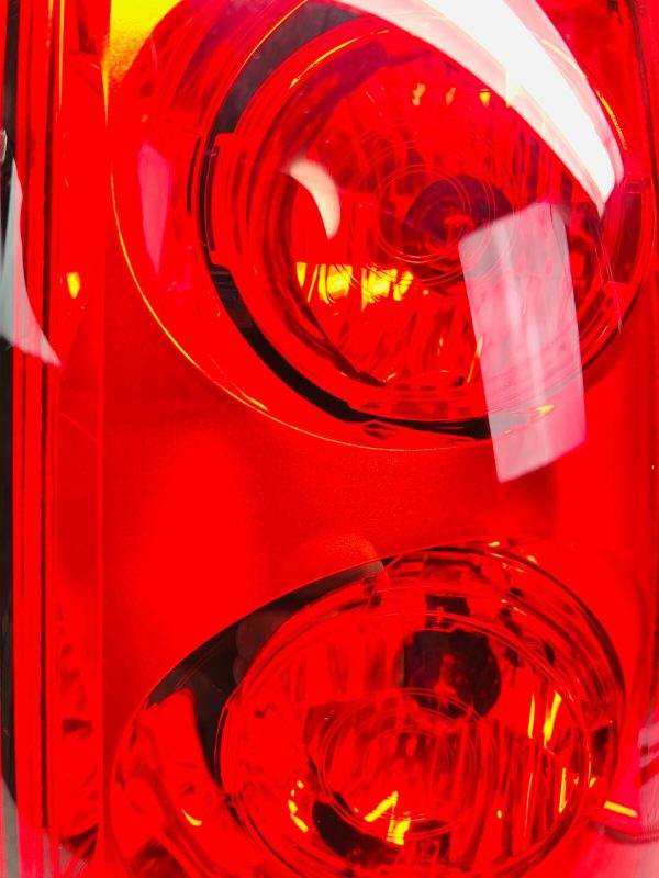 2007 2008 2009 2010 2011 2012 2013 GMC YUKON REAR RIGHT TAIL LIGHT - Image 7