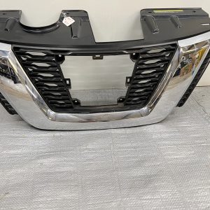 623106FL0C 2017 2018 2019 2020 NISSAN ROGUE FRONT OEM GRILLE GENUINE