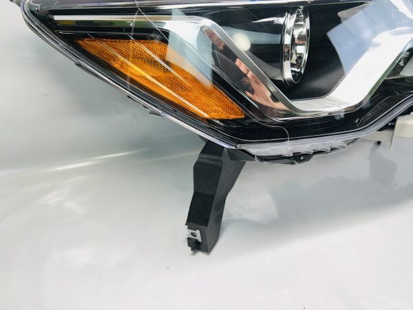 NICE 2017 2018 2019 2020 NISSAN PATHFINDER HALOGEN LED FRONT RIGHT HEADLIGHT - Image 9
