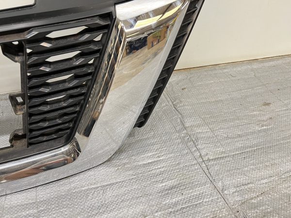 623106FL0C 2017 2018 2019 2020 NISSAN ROGUE FRONT OEM GRILLE GENUINE - Image 4