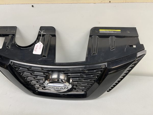 2017 2018 2019 2020 NISSAN ROGUE BLACK FRONT OEM GRILLE GENUINE 623106FL0A - Image 3