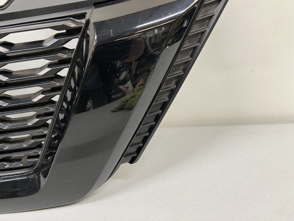 2017 2018 2019 2020 NISSAN ROGUE BLACK FRONT OEM GRILLE GENUINE 623106FL0A - Image 5