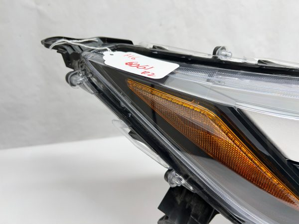 nice  2022 2023 2024 toyota  rav4 full led front right oem headlight - Image 11