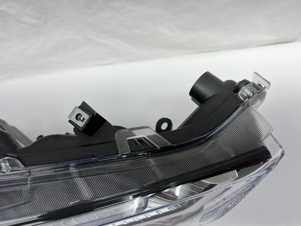 nice  2022 2023 2024 toyota  rav4 full led front right oem headlight - Image 15
