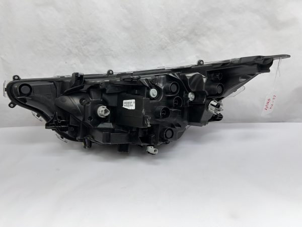 nice  2022 2023 2024 toyota  rav4 full led front right oem headlight - Image 16