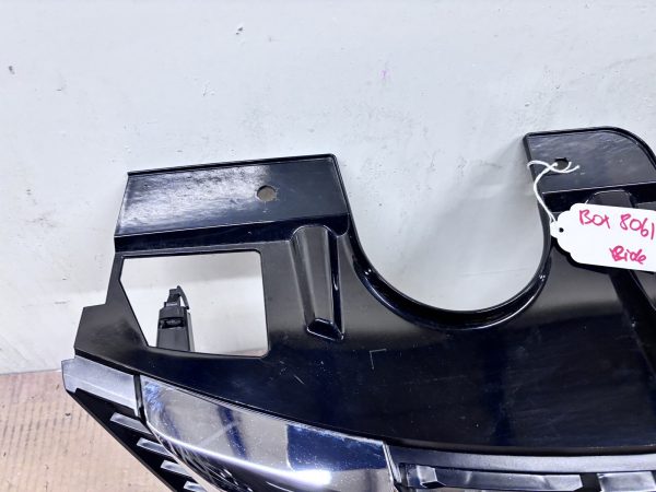 623106FL0C 2017 2018 2019 2020 NISSAN ROGUE FRONT OEM GRILLE EMBLEM CAMERA - Image 2