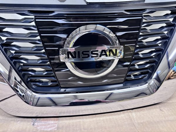 623106FL0C 2017 2018 2019 2020 NISSAN ROGUE FRONT OEM GRILLE EMBLEM CAMERA - Image 6
