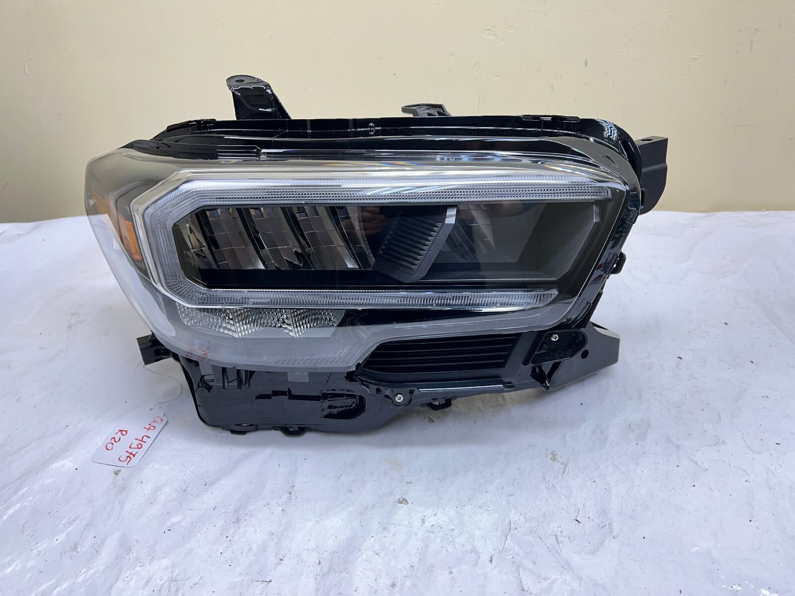 NICE 2020 2021 2022 2023 TOYOTA TACOMA FULL LED FRONT RIGHT OEM HEADLIGHT - Image 2