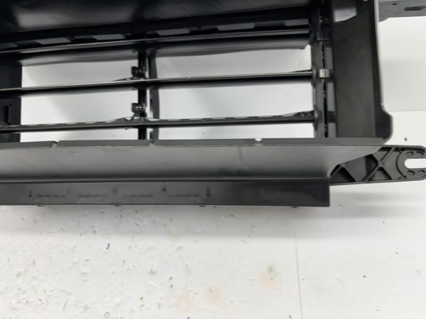 OEM 2018 2019 2020 FORD F150 Front lower Shutter Genuine jl3z8475b - Image 4
