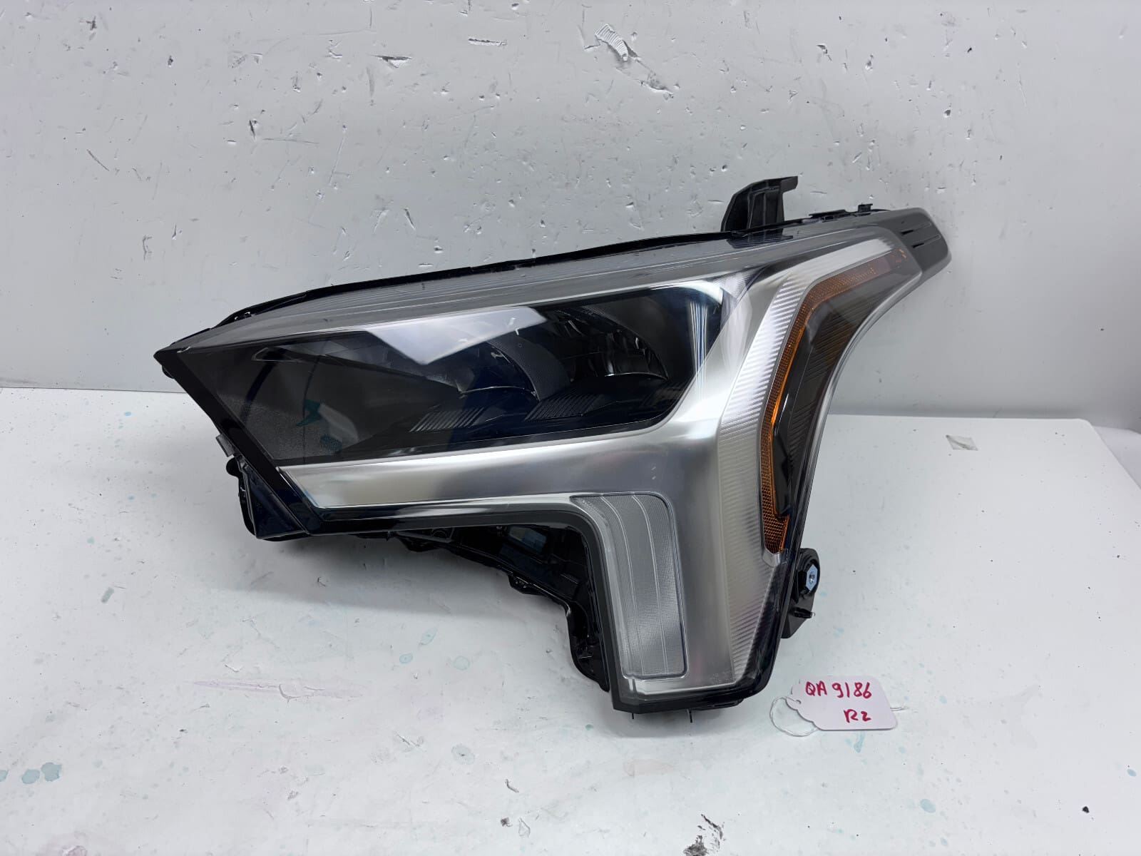 81160-0C230 2022 2023 2024 2025 TOYOTA TUNDRA LED FRONT LEFT OEM HEADLIGHT