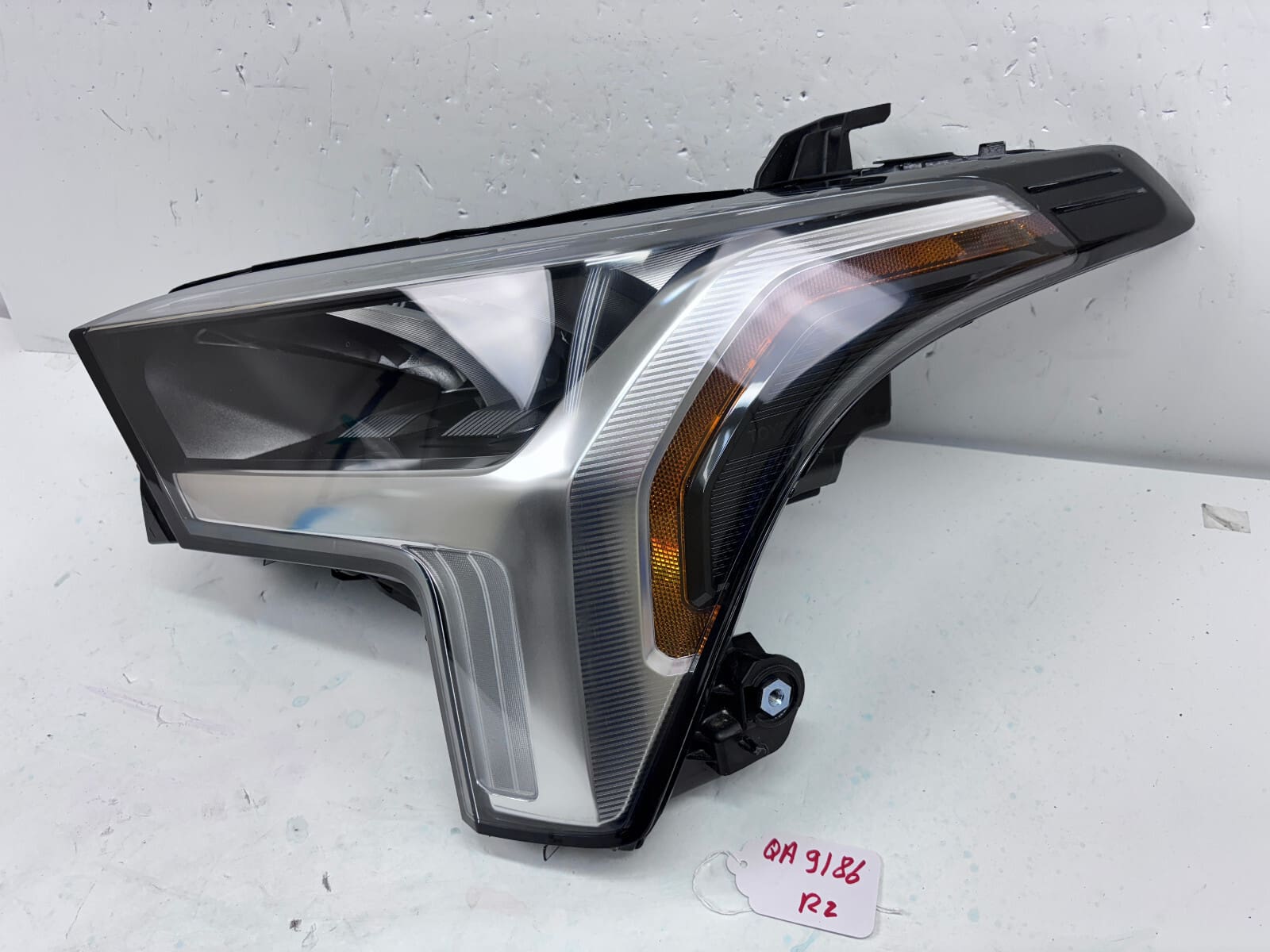81160-0C230 2022 2023 2024 2025 TOYOTA TUNDRA LED FRONT LEFT OEM HEADLIGHT - Image 2