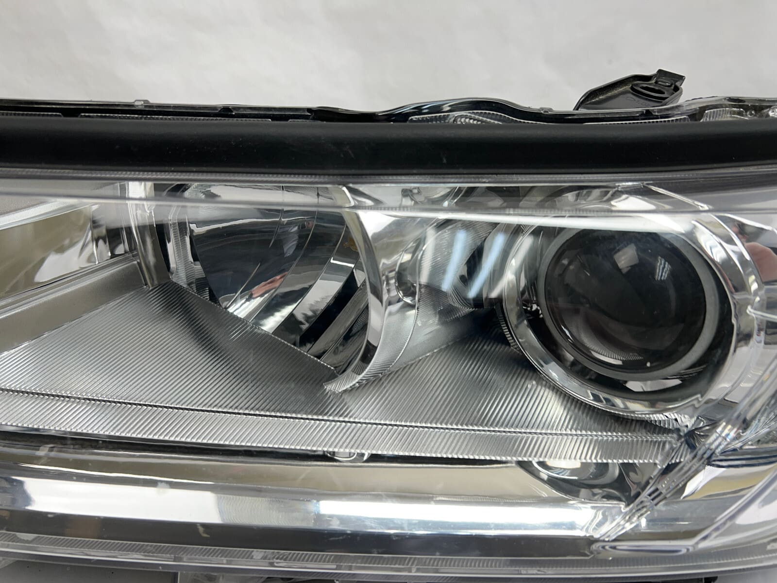 ALL TABS 2017 2018 2019 TOYOTA HIGHLANDER HALOGEN FRONT LEFT OEM HEADLIGHT - Image 5