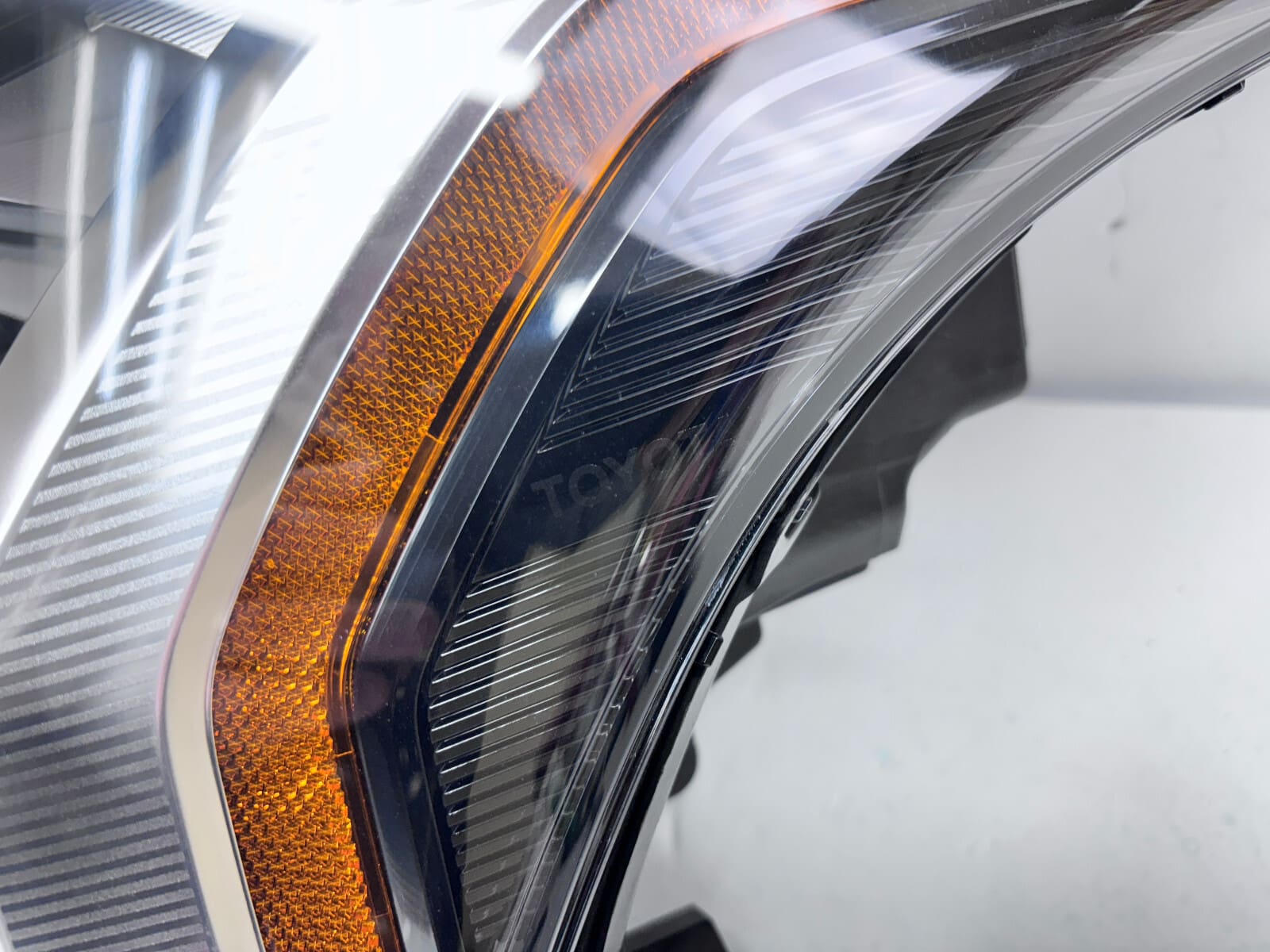 81160-0C230 2022 2023 2024 2025 TOYOTA TUNDRA LED FRONT LEFT OEM HEADLIGHT - Image 5