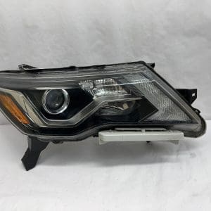 2017 2018 2019 2020 nissan pathfinder halogen front right oem headlight