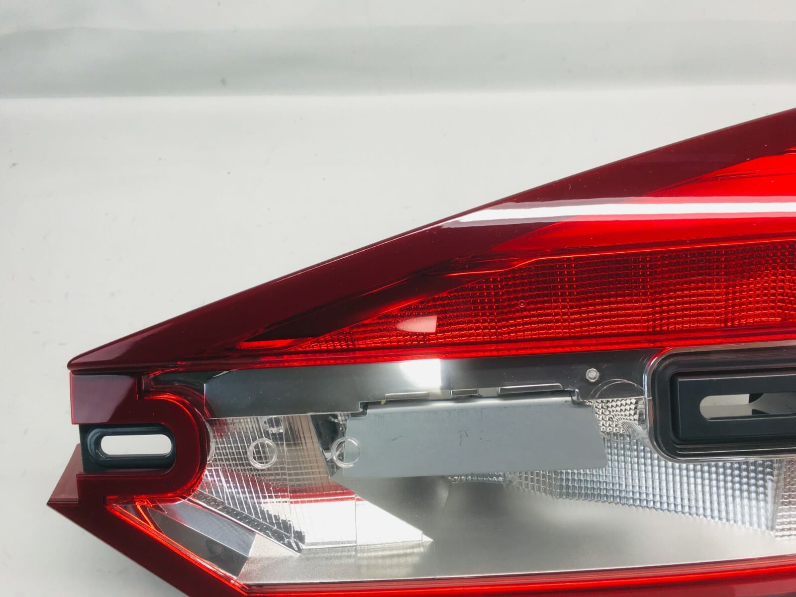 ⭐️ 2017 2018 2019 2020 FORD FUSION INNER REAR RIGHT OEM TAIL LIGHT hs7313a602ah - Image 6