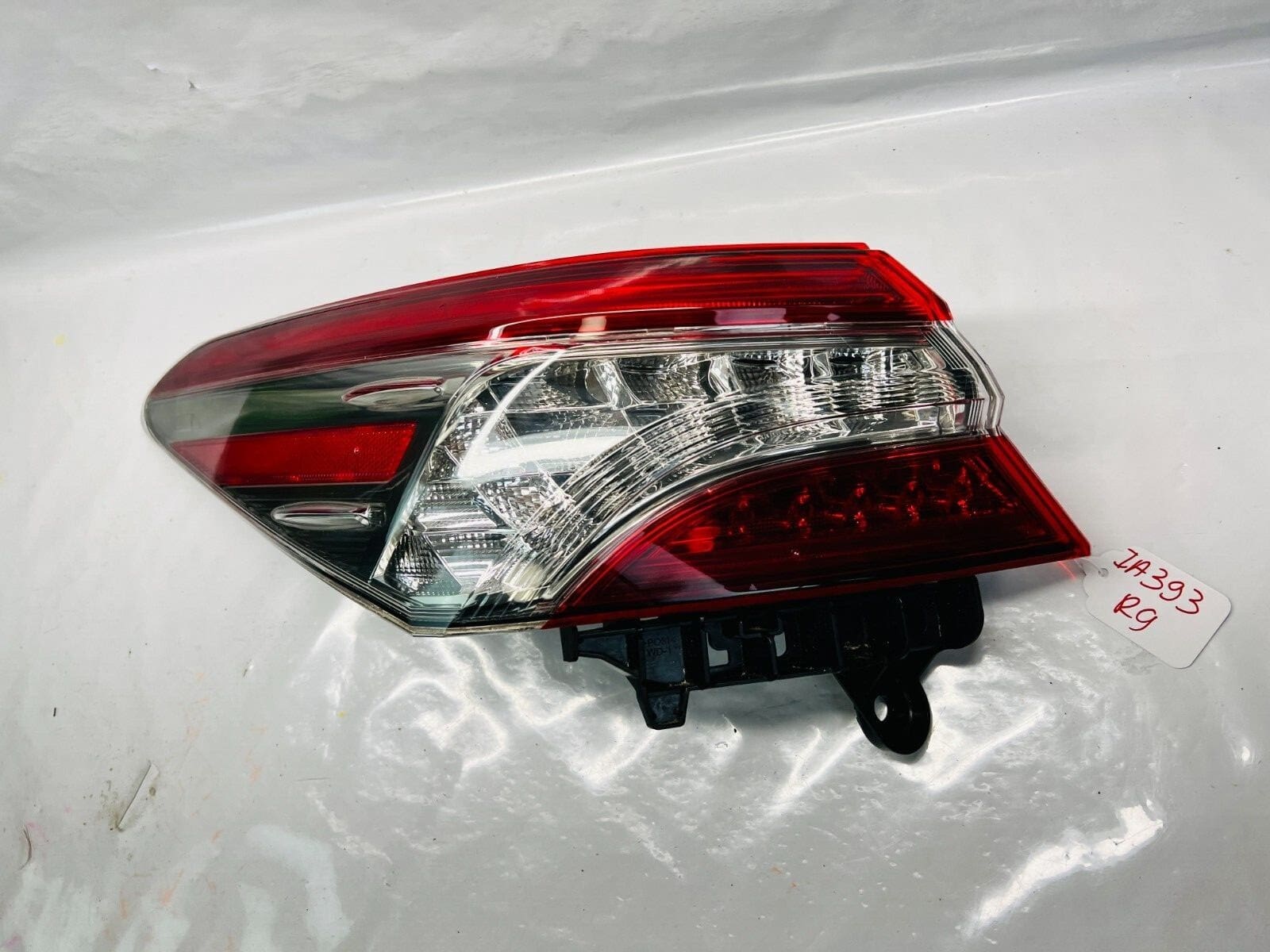NICE 18 2019 2020 2021 2022 2023 TOYOTA CAMRY FULL LED REAR LEFT OEM TAIL LIGHT - Image 2