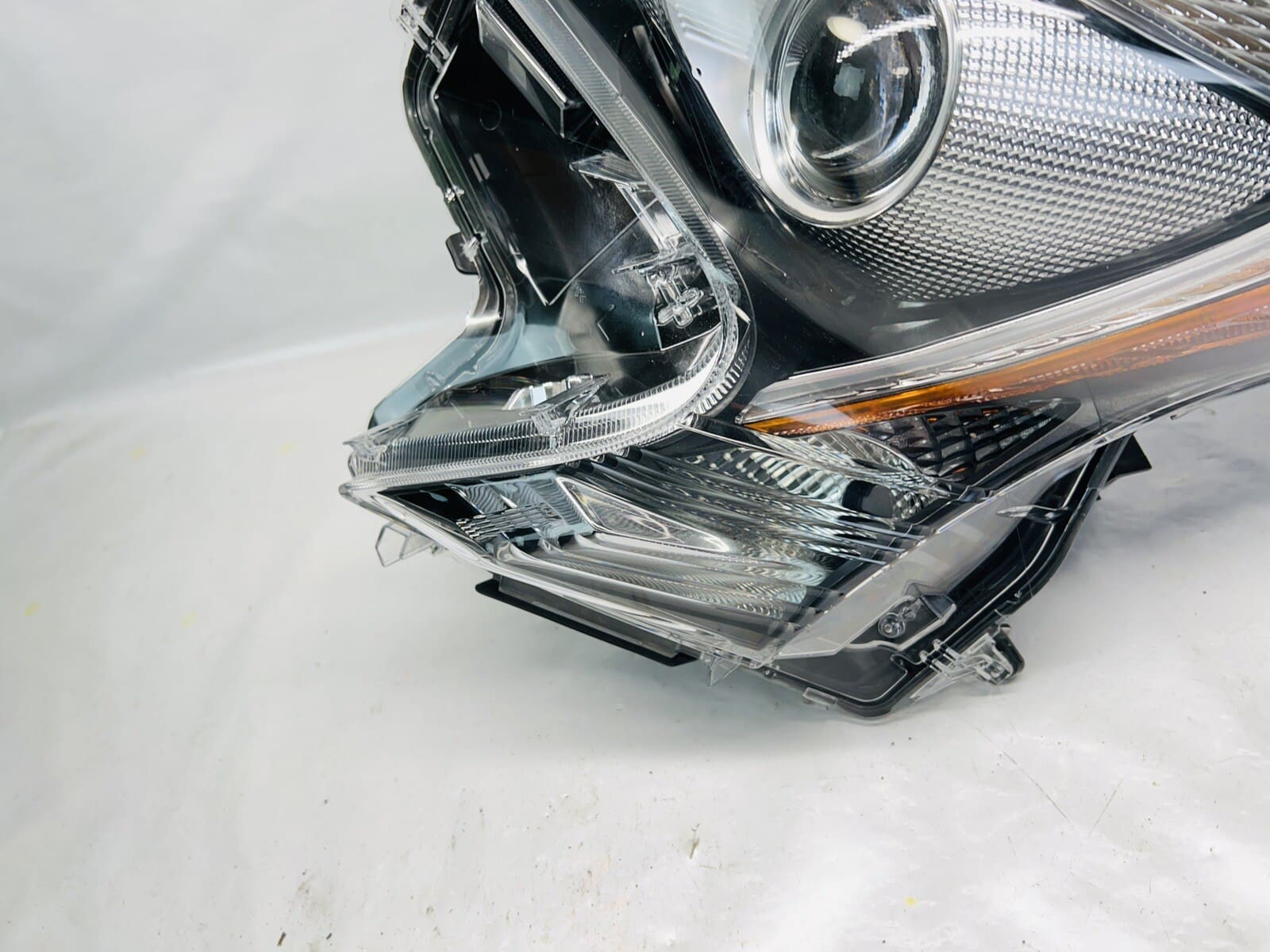 OEM GENUINE 2016 2017 2018 TOYOT PRIUS LED FRONT LEFT OEM HEADLIGHT 81070-47711 - Image 7