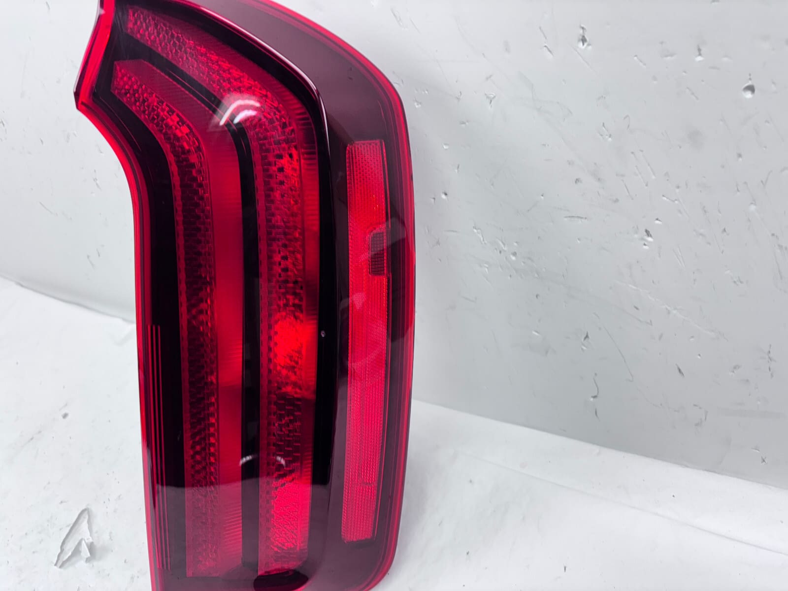 92402-S9500 2023 2024 KIA TELLURIDE HALOGEN REAR RIGHT OEM TAIL LIGHT - Image 5