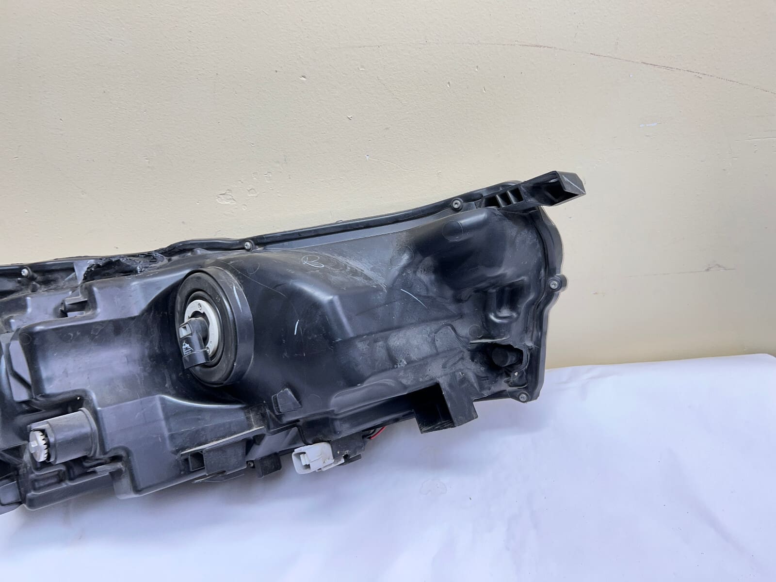 2017 2018 2019 TOYOTA HIGHLANDER HALOGEN FRONT LEFT OEM HEADLIGHT - Image 18