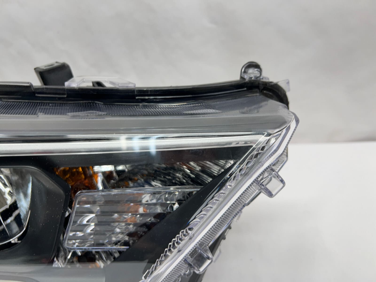 all tabs 2019 2020 2021 toyota rav4 led front right capa headlight - Image 2