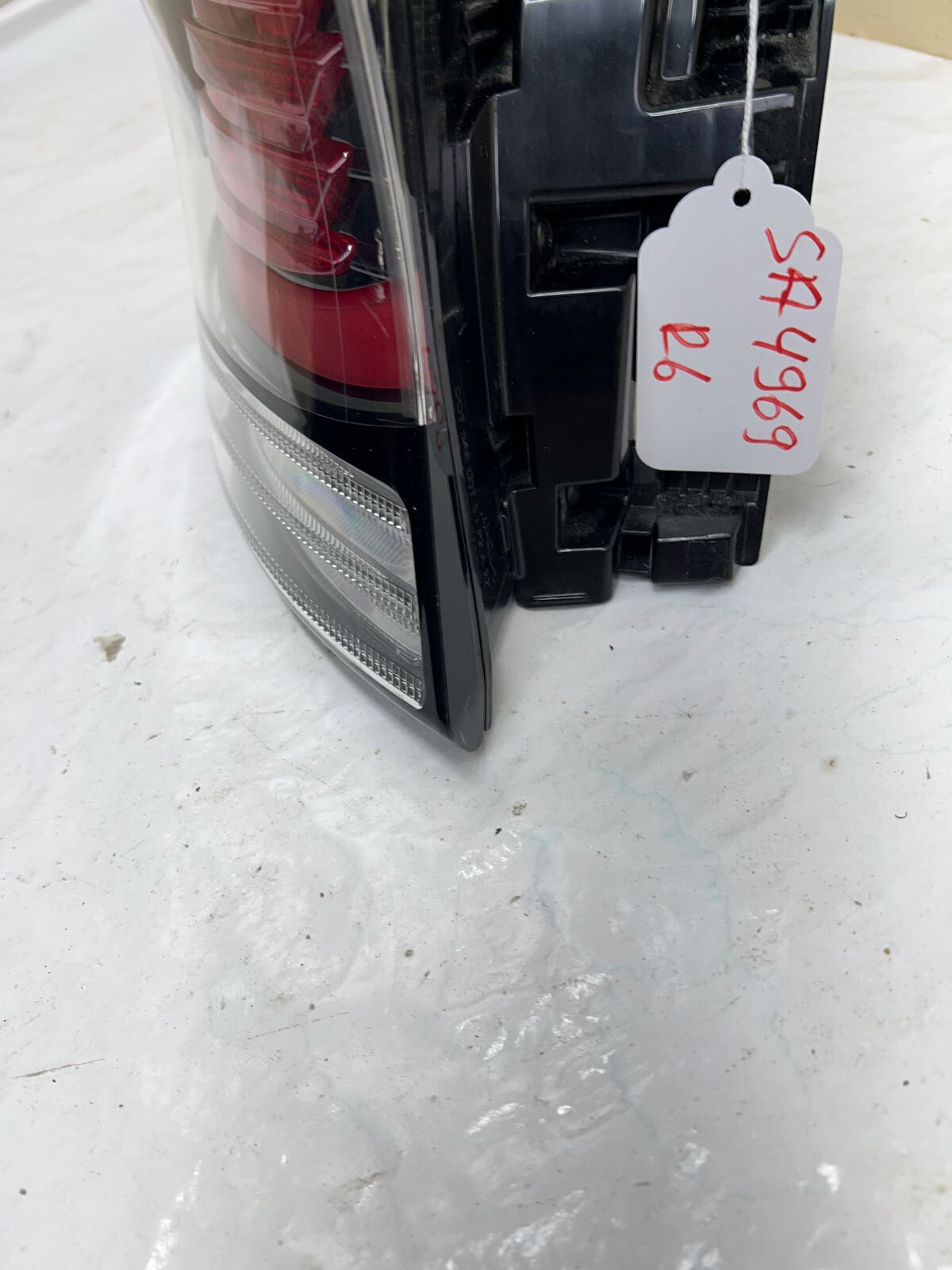 92401-DW000 2022 2023 2024 KIA SPORTAGE LED REAR LEFT OEM TAIL LIGHT - Image 6