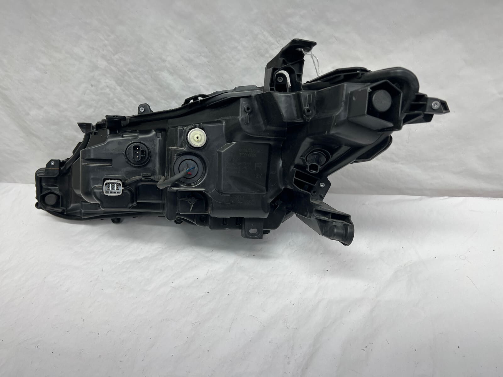 2018 2019 2020 2021 2022 2023 toyota camry led trd right oem headlight damaged - Image 19