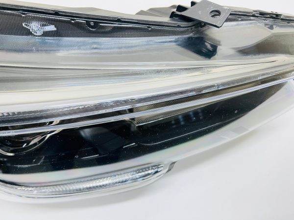 OEM 2020 2021 2022 2023 FORD ESCAPE FRONT RIGHT DOOR GENUINE lj6z7820124a - Image 2