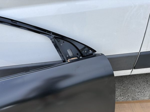 OEM 2020 2021 2022 2023 FORD ESCAPE FRONT RIGHT DOOR GENUINE lj6z7820124a - Image 5
