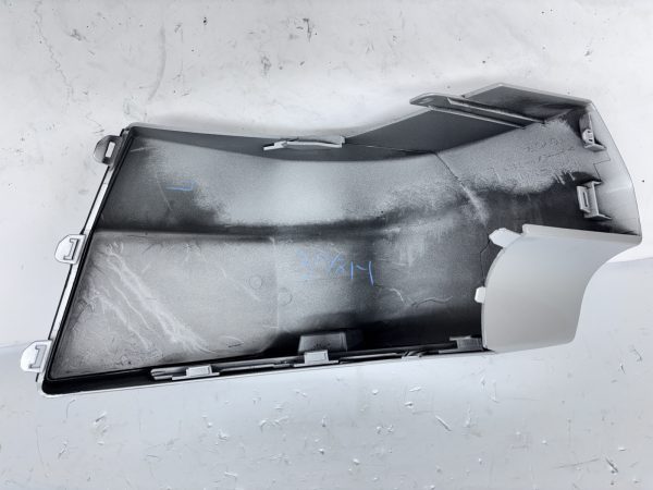 OEM 5246335021 2007-2014 Toyota FJ Cruiser Rear Left Bumper End Silver - Image 10