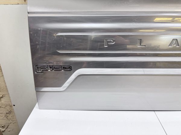 🎈 2018 2019 2020 FORD F150 PLATINUM REAR OEM TAILGATE GENUINE FOR STEP - Image 9