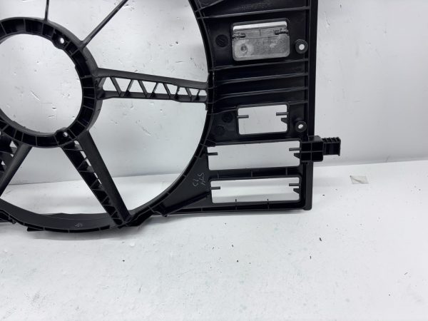 OEM GENUINE 5qm121205j 2015-2021 VW Jetta Golf GTI Alltrack Cooling Fan Shroud - Image 2