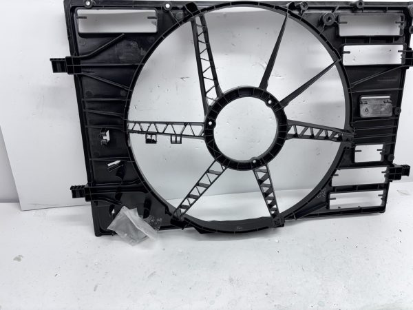 OEM GENUINE 5qm121205j 2015-2021 VW Jetta Golf GTI Alltrack Cooling Fan Shroud - Image 6
